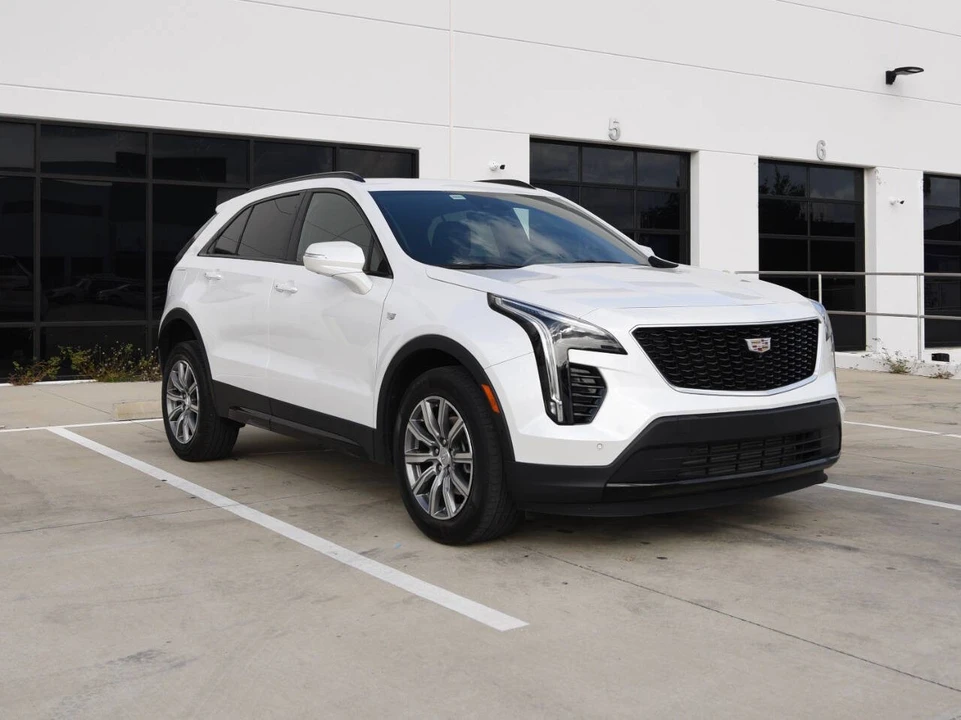 2022 Cadillac XT4 - Image 3 of 17