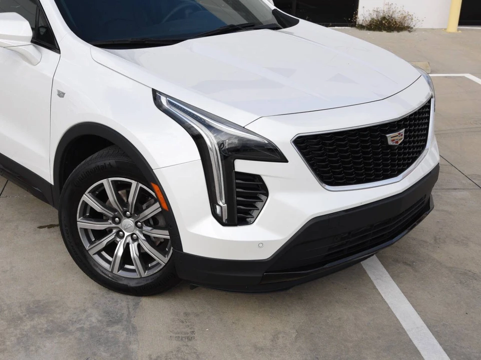 2022 Cadillac XT4 - Image 2 of 12
