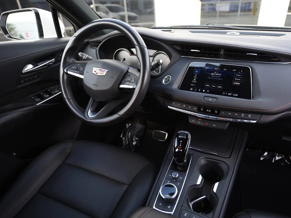 2022 Cadillac XT4 - Image 16 of 17