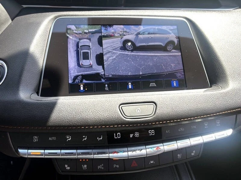 2022 Cadillac XT4 - Image 23 of 31