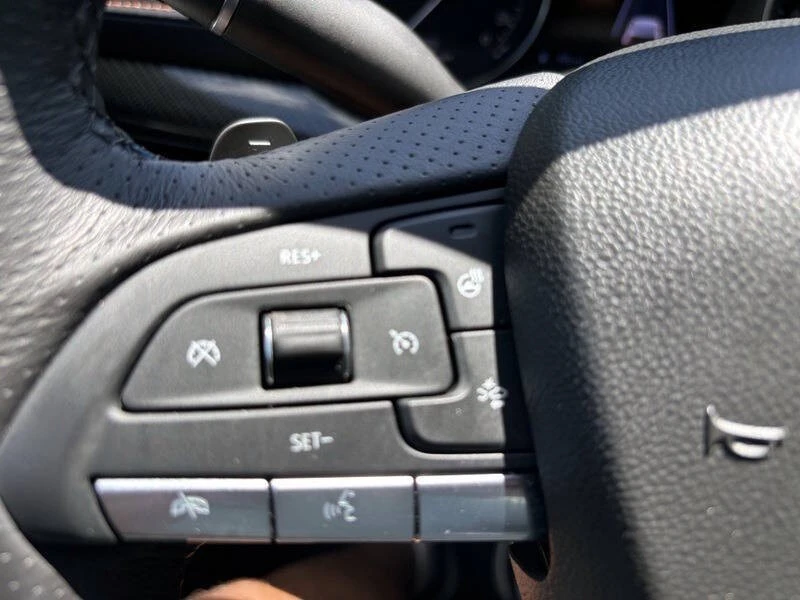 2022 Cadillac XT4 - Image 24 of 31