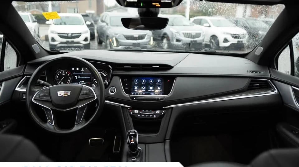 2022 Cadillac XT5 - Image 8 of 9