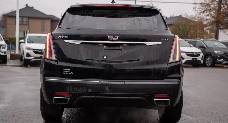 2022 Cadillac XT5 - Image 3 of 9