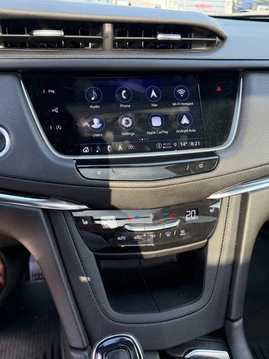 2022 Cadillac XT5 - Image 10 of 16