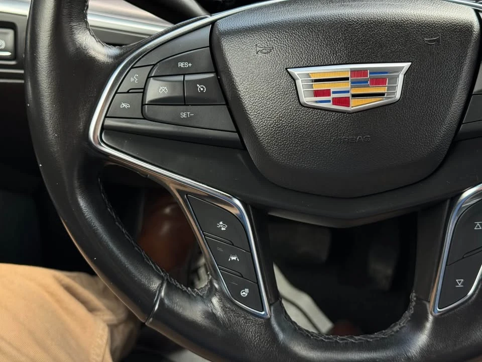 2022 Cadillac XT5 - Image 10 of 19