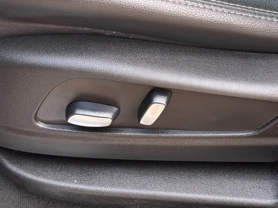 2022 Cadillac XT5 - Image 8 of 19