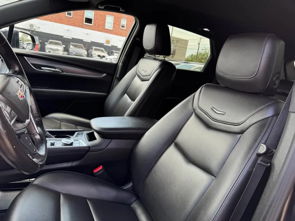 2022 Cadillac XT5 - Image 7 of 19