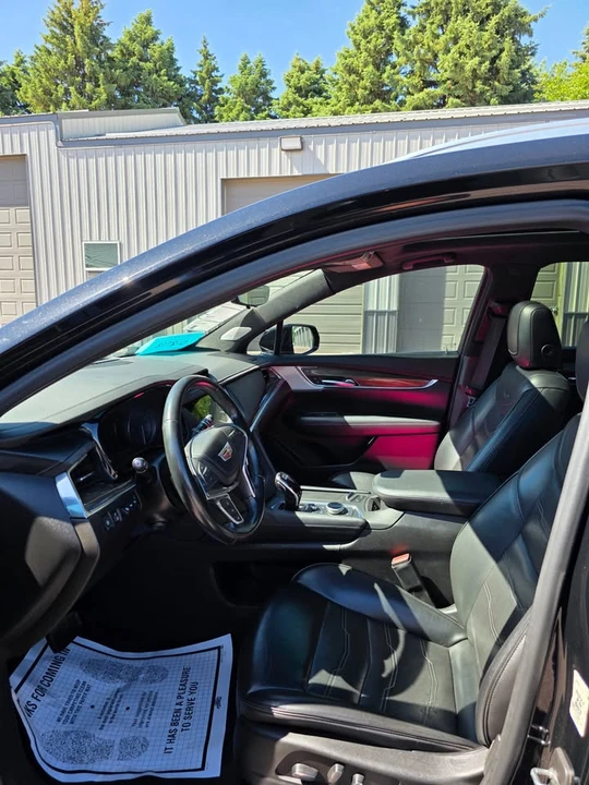 2022 Cadillac XT5 - Image 3 of 13