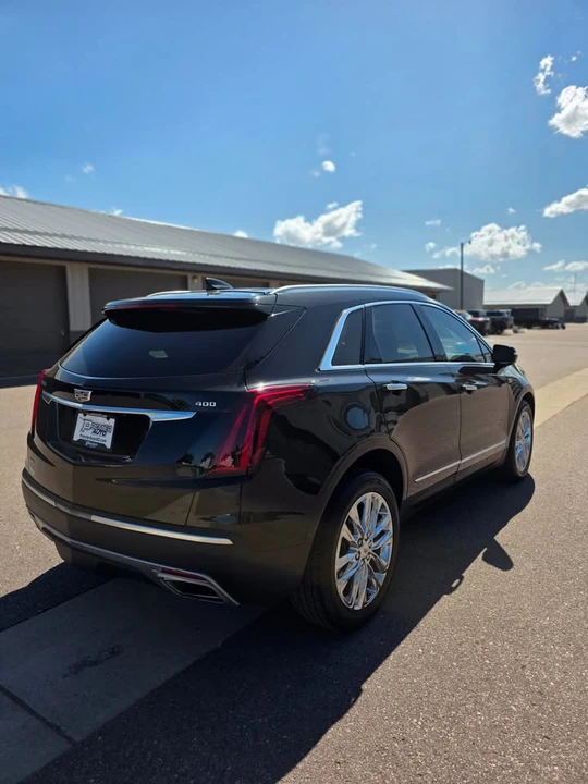 2022 Cadillac XT5 - Image 12 of 13