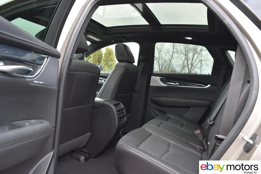 2022 Cadillac XT5 - Image 13 of 21