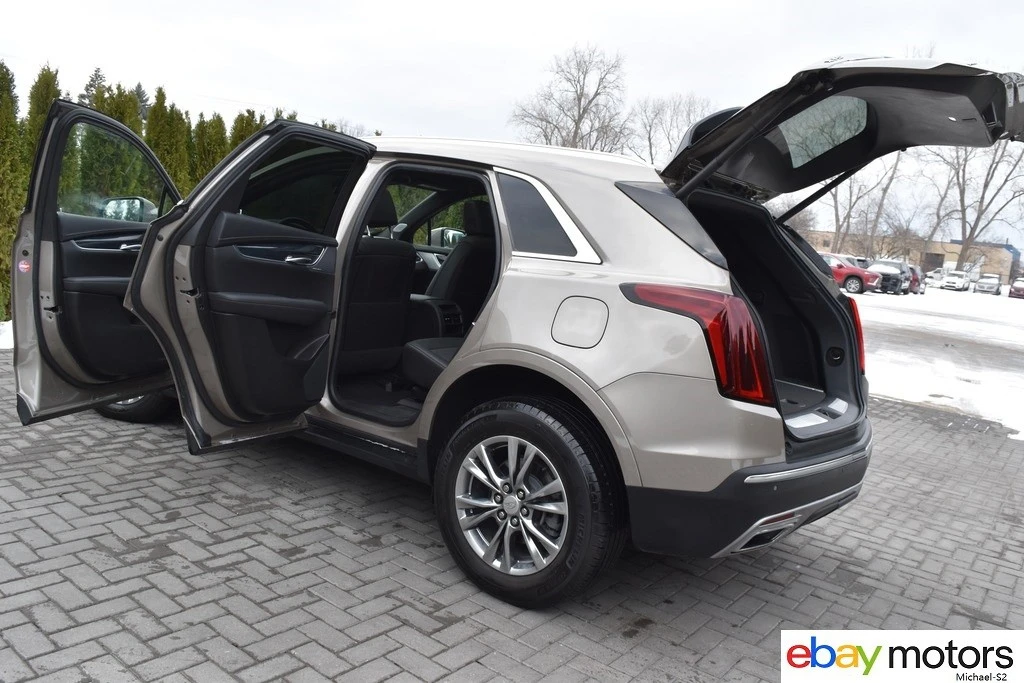 2022 Cadillac XT5 - Image 19 of 21