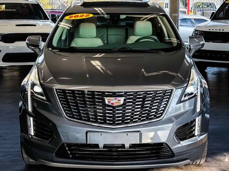 2022 Cadillac XT5 - Image 3 of 21