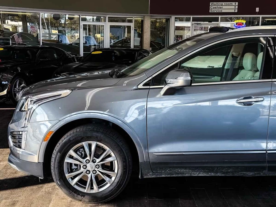 2022 Cadillac XT5 - Image 9 of 21