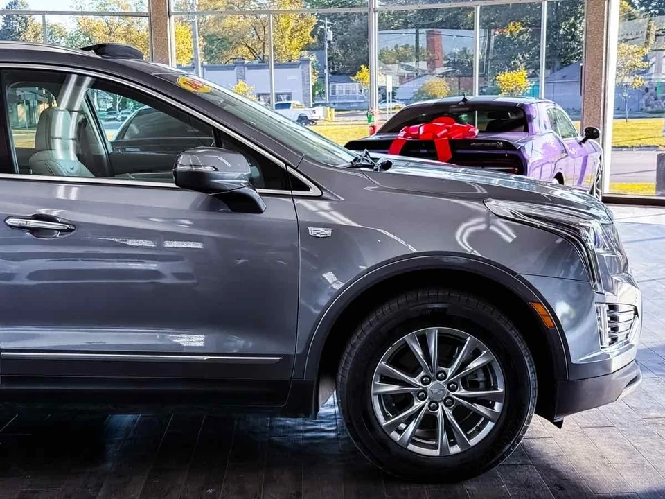 2022 Cadillac XT5 - Image 17 of 21