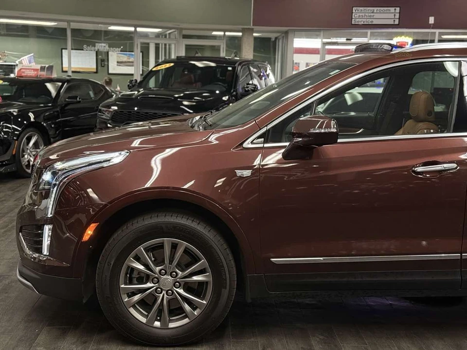 2022 Cadillac XT5 - Image 8 of 21