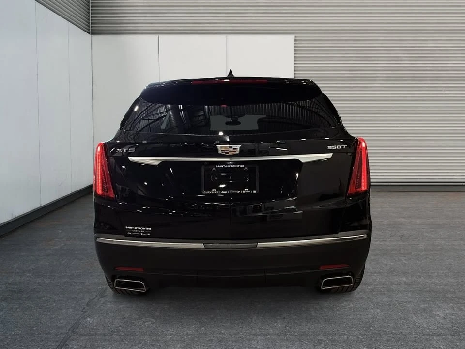 2022 Cadillac XT5 - Image 3 of 10