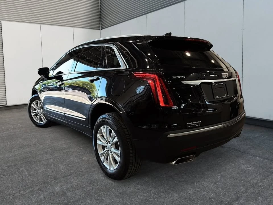 2022 Cadillac XT5 - Image 5 of 10