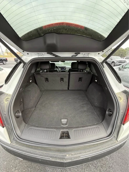 2022 Cadillac XT5 - Image 6 of 11
