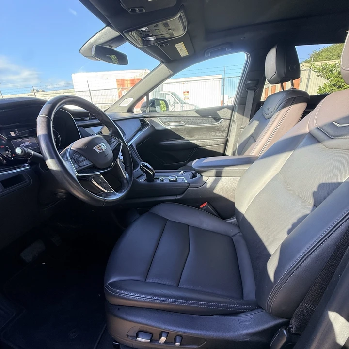 2022 Cadillac XT5 - Image 13 of 21