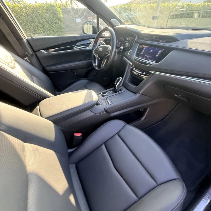 2022 Cadillac XT5 - Image 11 of 21