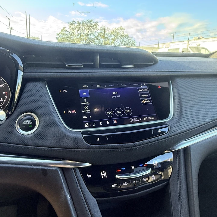 2022 Cadillac XT5 - Image 18 of 21