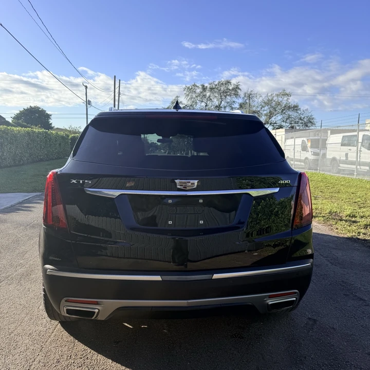 2022 Cadillac XT5 - Image 5 of 21