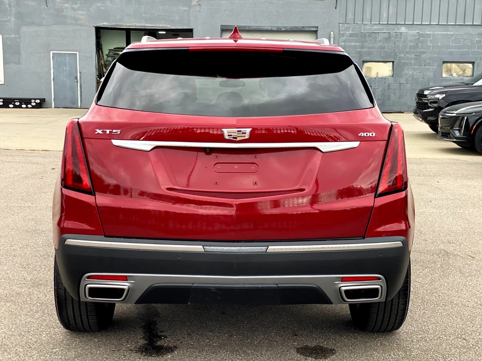 2022 Cadillac XT5 - Image 4 of 21