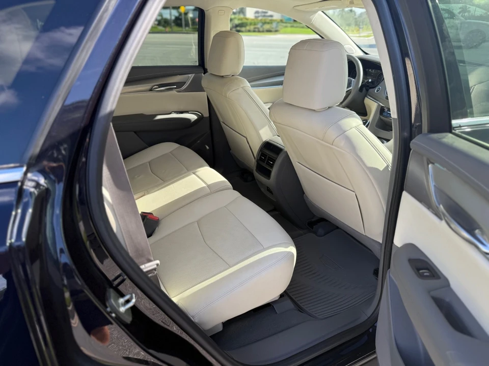 2022 Cadillac XT5 - Image 12 of 20