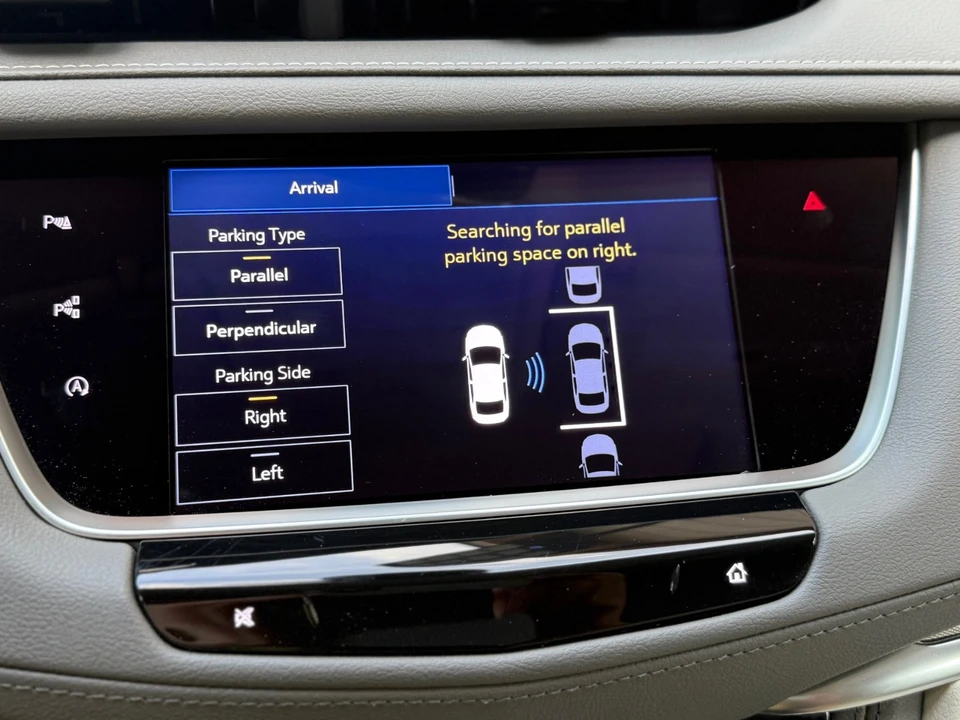 2022 Cadillac XT5 - Image 17 of 20