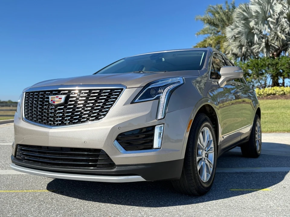 2022 Cadillac XT5 - Image 3 of 20