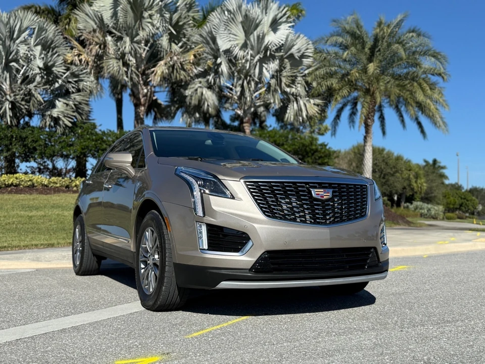 2022 Cadillac XT5 - Image 4 of 20