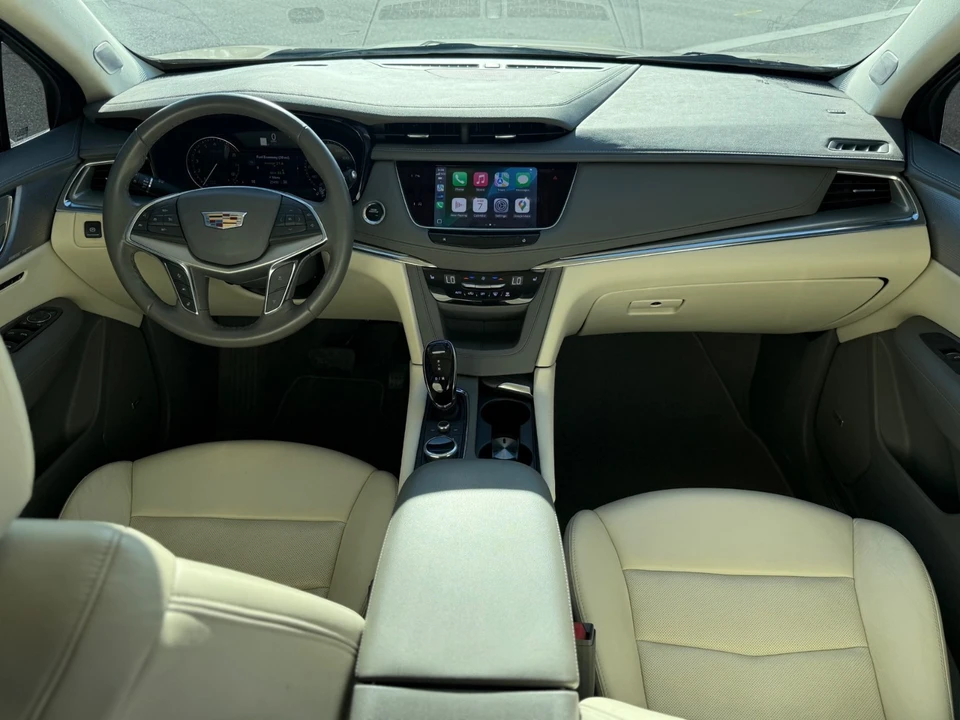 2022 Cadillac XT5 - Image 11 of 20