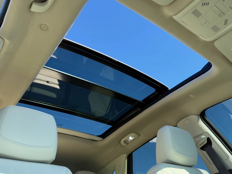 2022 Cadillac XT5 - Image 19 of 20