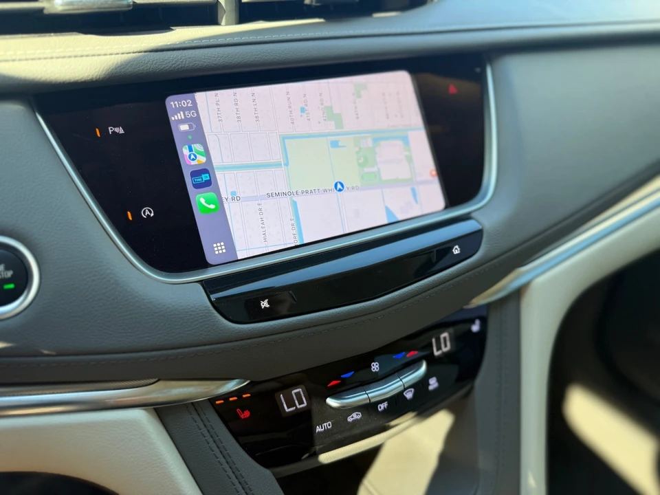 2022 Cadillac XT5 - Image 16 of 20