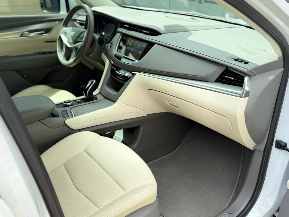 2022 Cadillac XT5 - Image 13 of 20