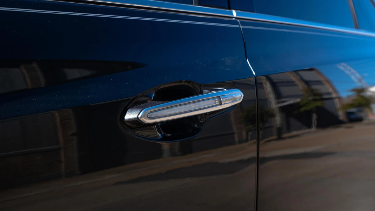 2022 Cadillac XT5 - Image 25 of 31