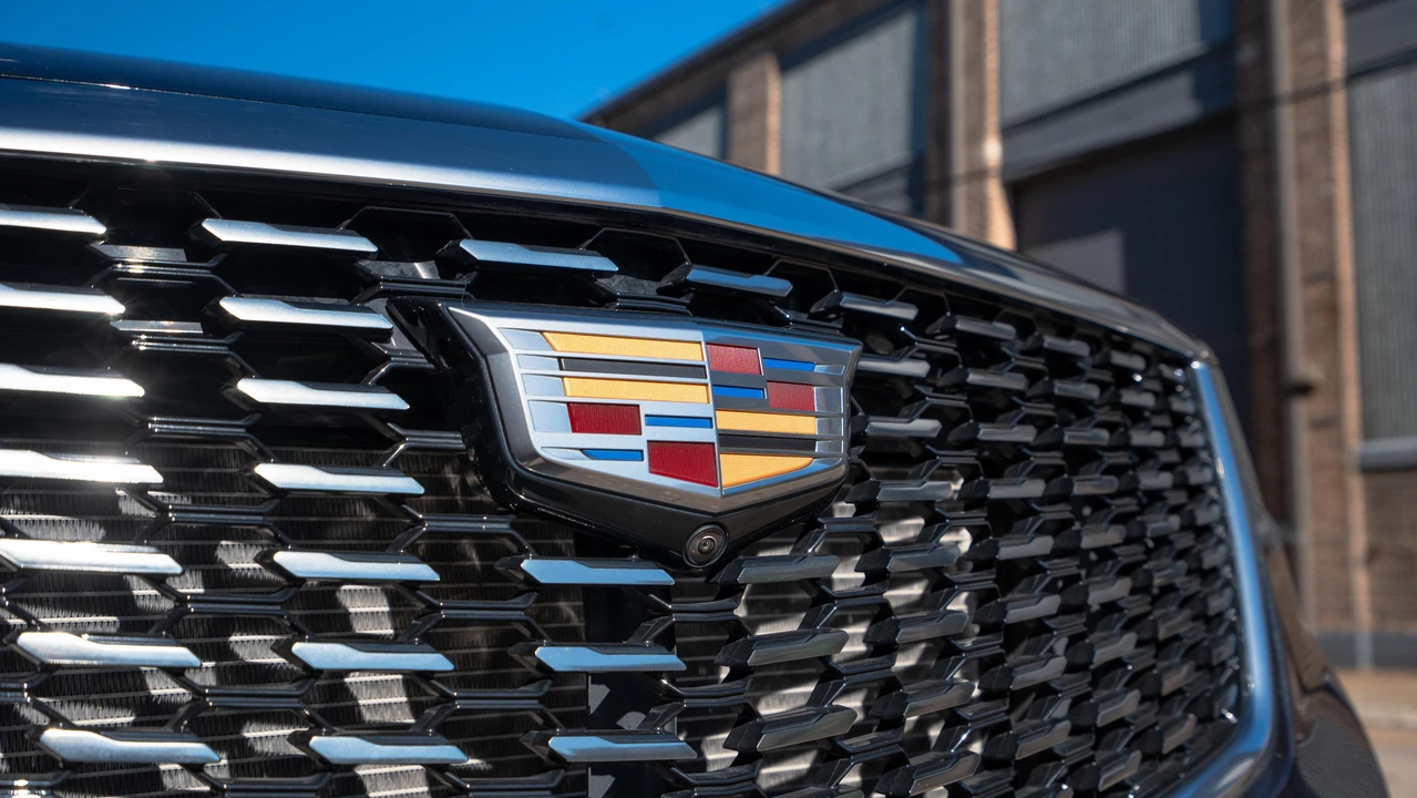 2022 Cadillac XT5 - Image 18 of 31