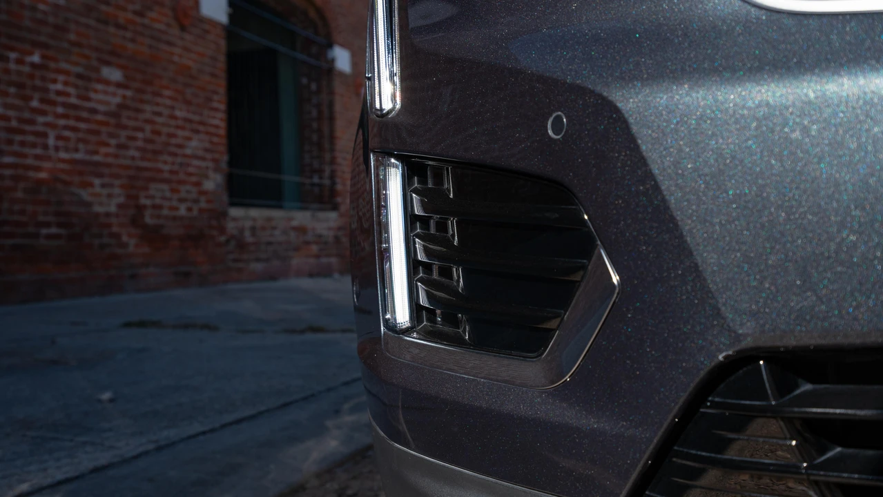 2022 Cadillac XT5 - Image 17 of 31