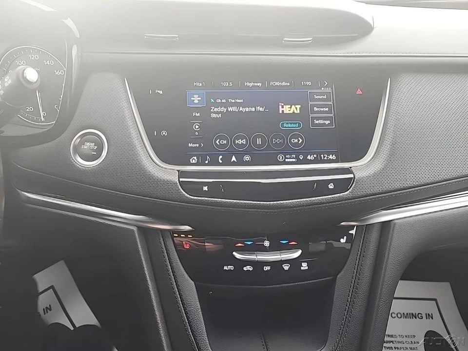 2022 Cadillac XT5 - Image 17 of 21