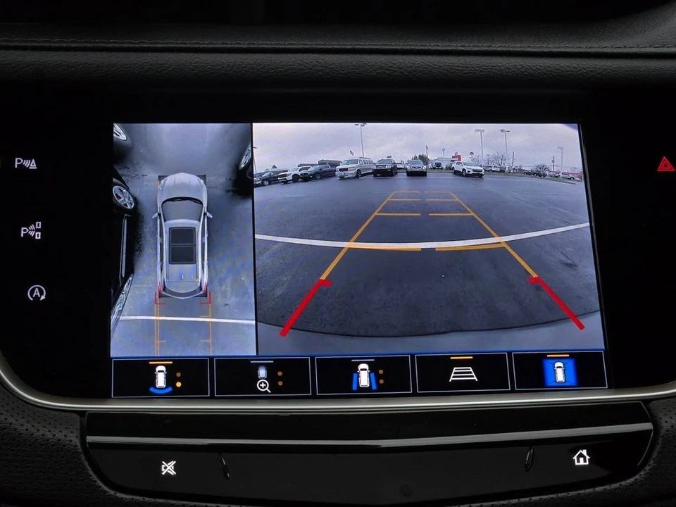2022 Cadillac XT5 - Image 10 of 12