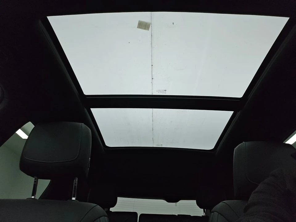 2022 Cadillac XT5 - Image 3 of 12