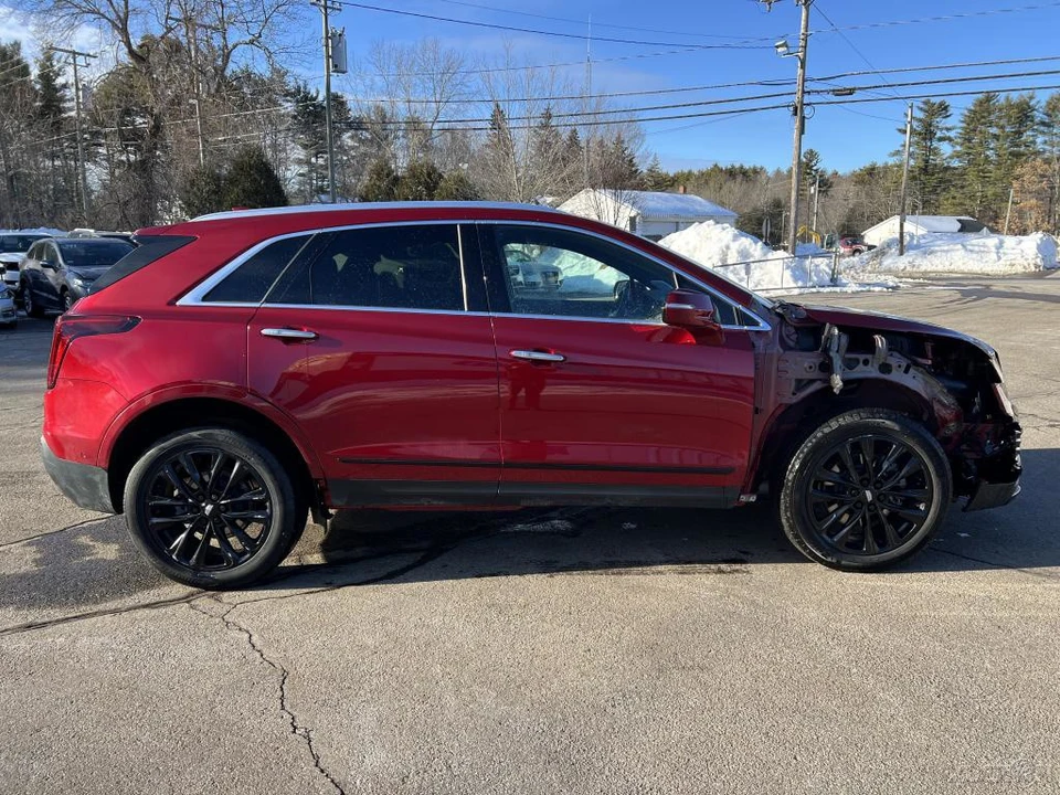 2022 Cadillac XT5 - Image 2 of 12