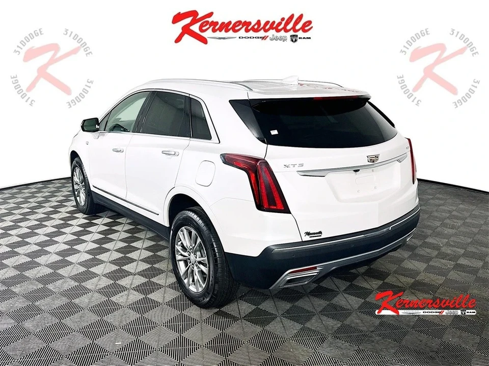 2022 Cadillac XT5 - Image 5 of 21