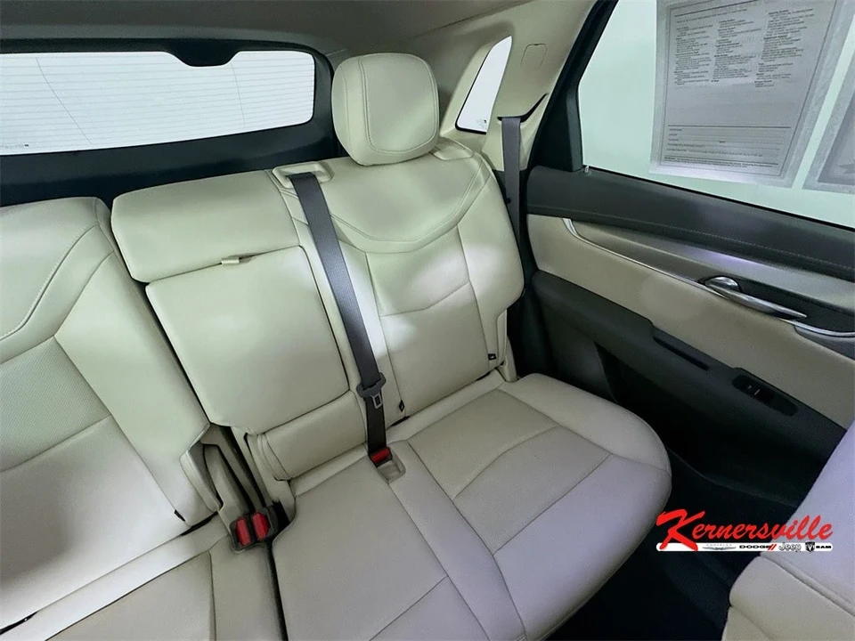 2022 Cadillac XT5 - Image 14 of 21