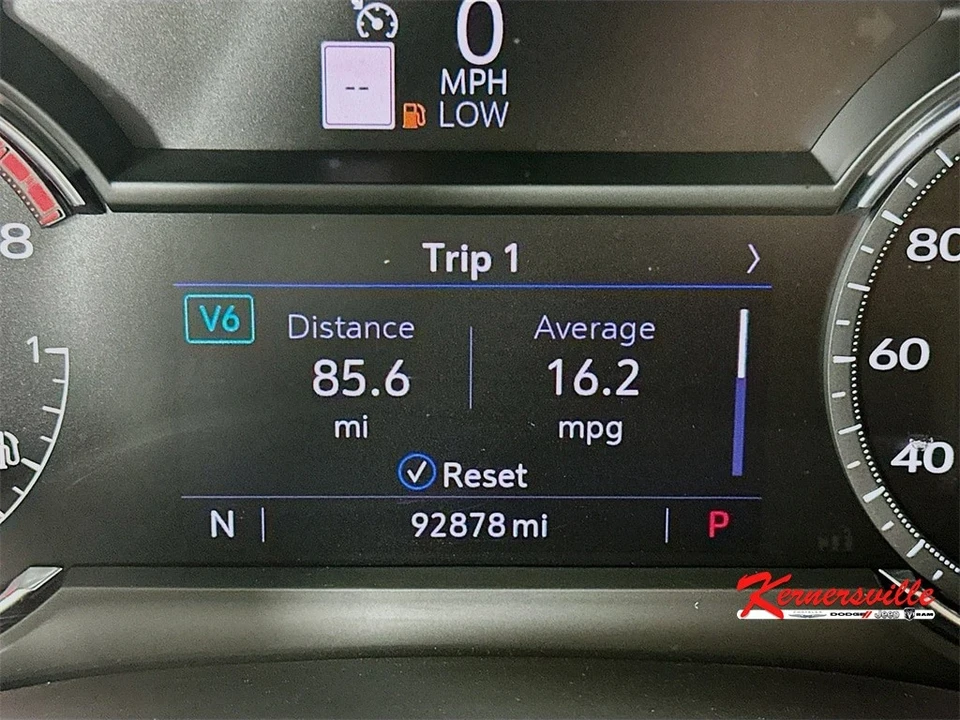 2022 Cadillac XT5 - Image 15 of 21