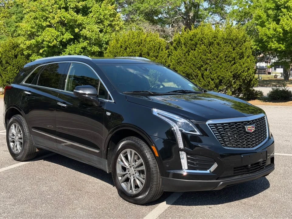 2022 Cadillac XT5 - Image 2 of 16