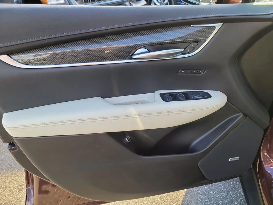 2022 Cadillac XT5 - Image 14 of 21