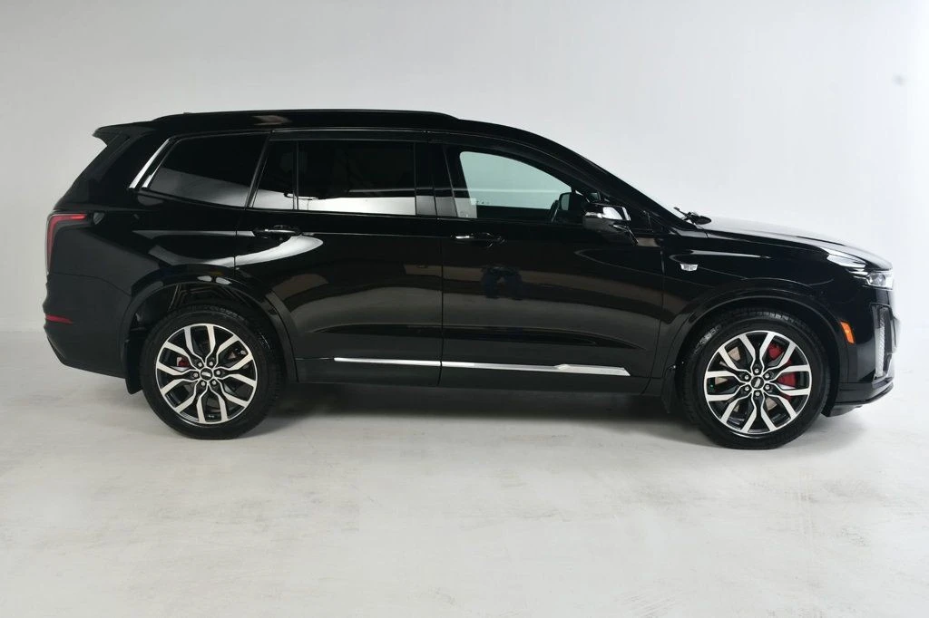 2022 Cadillac XT6 - Image 3 of 12