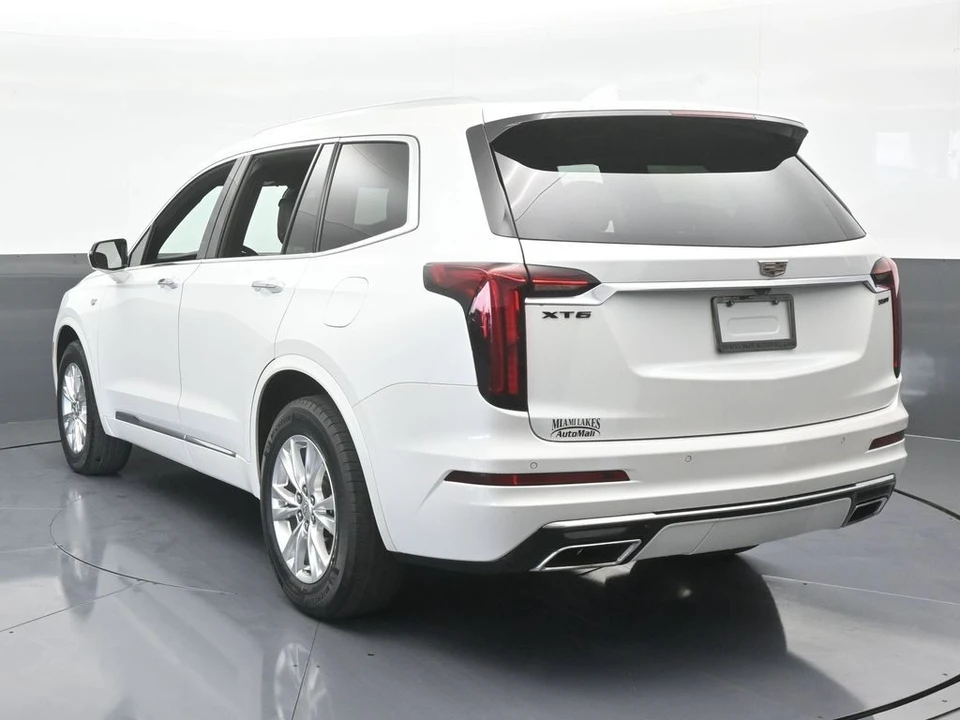 2022 Cadillac XT6 - Image 4 of 12