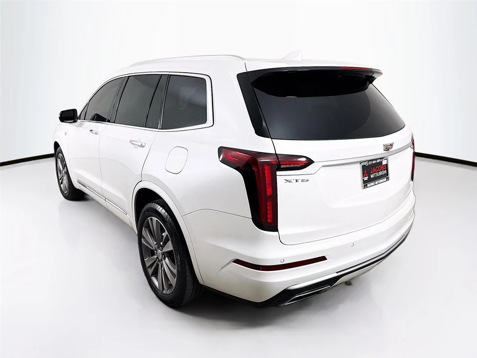 2022 Cadillac XT6 - Image 5 of 14